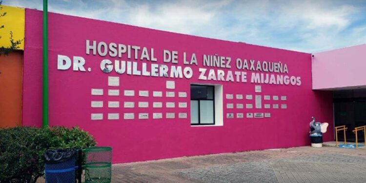 Foto: Luis Alberto Cruz // El Hospital de la Niñez Oaxaqueña (HNO) se mantiene cerrado desde hace cuatro meses.