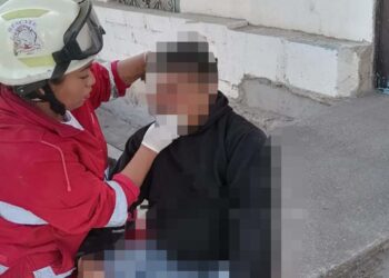 Fue atendido por personal de la Cruz Roja Mexicana.