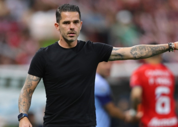 ¡Fernando Gago se marcha de Chivas para dirigir a Boca Juniors!
