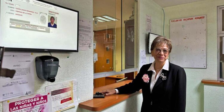 Gladis Castellanos llevó a cabo su última checada.