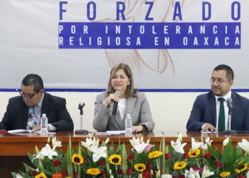 Foto: Luis Alberto Cruz // Impulsan una iniciativa de ley que les brinde protección a las personas que profesen una religión distinta a la católica.