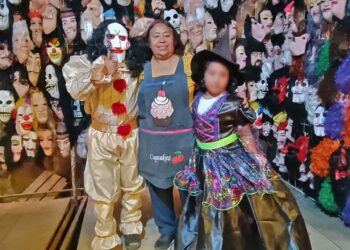 Foto: Andrés Carrera Pineda // El puesto de doña Clara es uno de los que cuenta con mayor tradición.