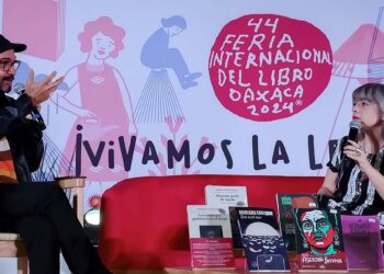 Foto: Lisbeth Mejía Reyes // La escritora argentina Mariana Enriquez, asiste a la 44 Feria Internacional del Libro de Oaxaca.