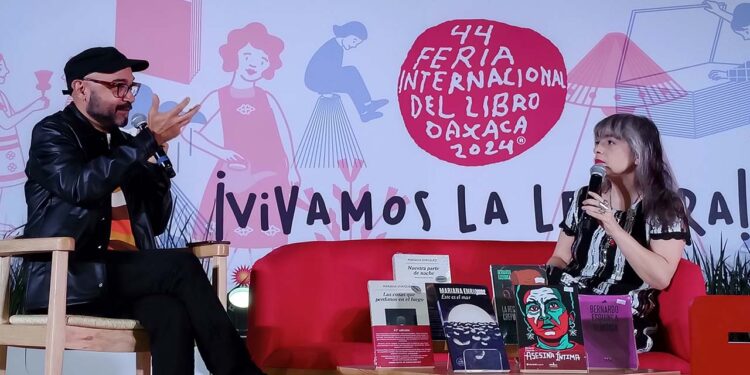 Foto: Lisbeth Mejía Reyes // La escritora argentina Mariana Enriquez, asiste a la 44 Feria Internacional del Libro de Oaxaca.