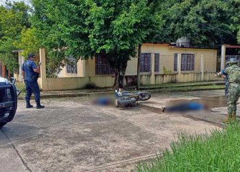 Las autoridades llegaron al lugar de los hechos para iniciar las investigaciones.