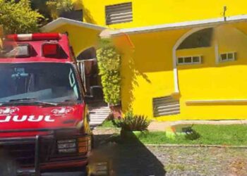 Las dos mujeres recibieron atención médica debido a sus lesiones.