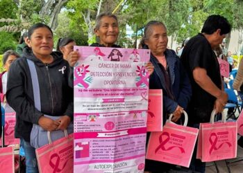 La autoridad invitó a las mujeres de este municipio de la Mixteca a participar en las diferentes campañas.