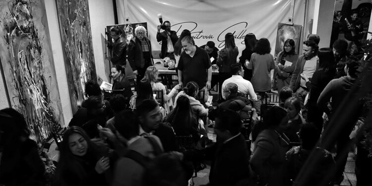 Foto: Gala Plata // La noche estuvo llena de arte y música.