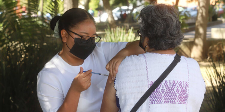 Foto: Archivo El Imparcial // Para la jornada de vacunación, el personal de salud dará prioridad a los grupos en riesgo como cada año.