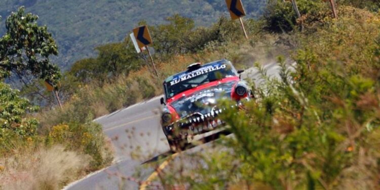 Ricardo Cordero y Marco Hernández cabalgan en la punta de la competencia.