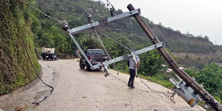 Serias afectaciones en la sierra; caminos dañados.
