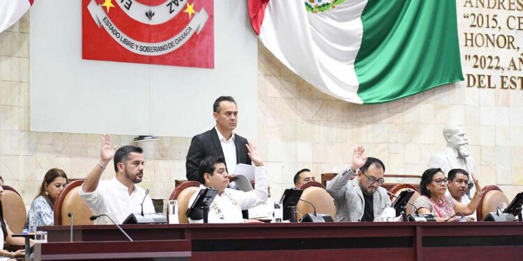 Foto: Congreso de Oaxaca // Sesión ordinaria de la diputación Permanente de la 65 legislatura.
