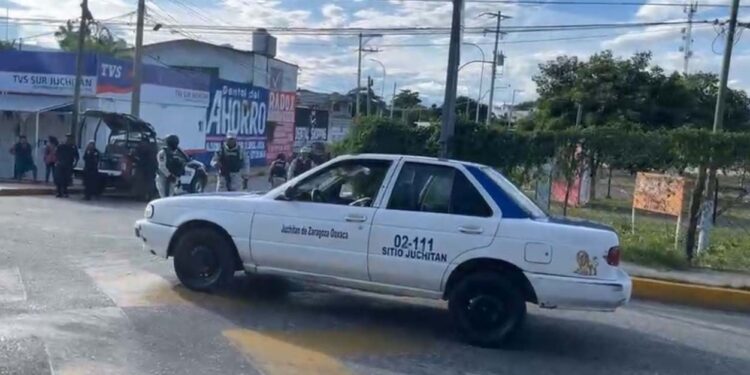 ¡Acribillan a taxista en Juchitán de Zaragoza!