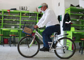 Sobrevive Correos de México; extranjeros, mejores usuarios