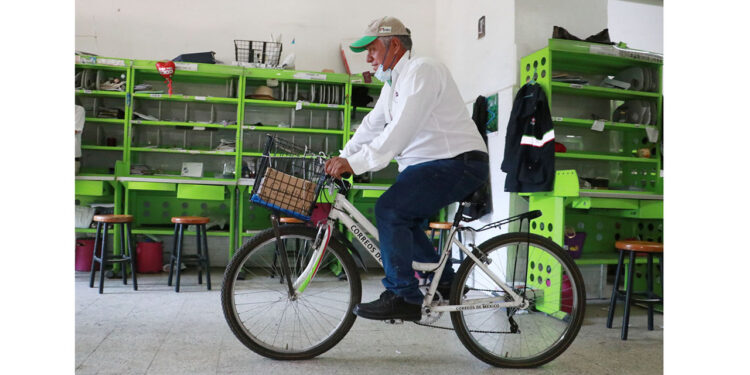 Sobrevive Correos de México; extranjeros, mejores usuarios