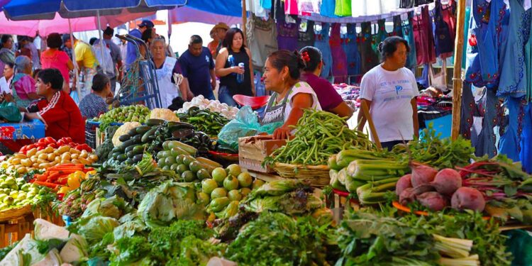Foto: Archivo El Imparcial // El aumento de precios en alimentos básicos sigue empujando la inflación en Oaxaca.