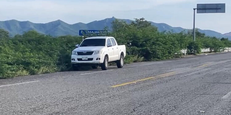Hallan cadáver de un hombre en la entrada a Playa Brasil en Salina Cruz