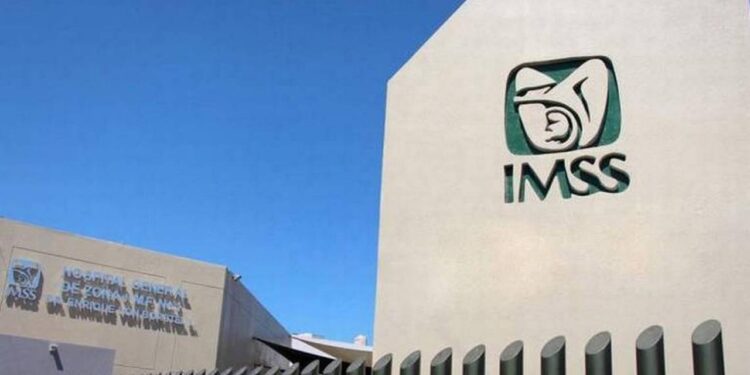 IMSS denuncia campaña difamatoria sobre compra de medicamentos