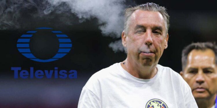 ¿Qué significa la licencia de Emilio Azcárraga Jean en Televisa ante la investigación de la FIFA?