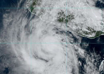¡Atención, México! La tormenta tropical Kristy se intensifica: lluvias torrenciales y fuertes vientos