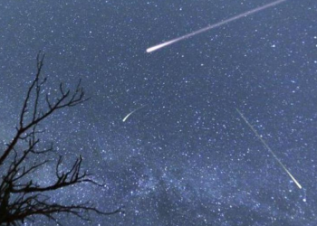 ¡Este martes alcanza su punto máximo la lluvia de estrellas Dracónidas!