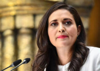 Cinthya López Castro renuncia al PRI y se declara Legisladora Independiente