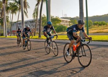 En Huatulco se realizó el Gran Fondo Miguel Arroyo.
