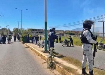 Las autoridades detuvieron a una mujer identificada como J. E. C. G.