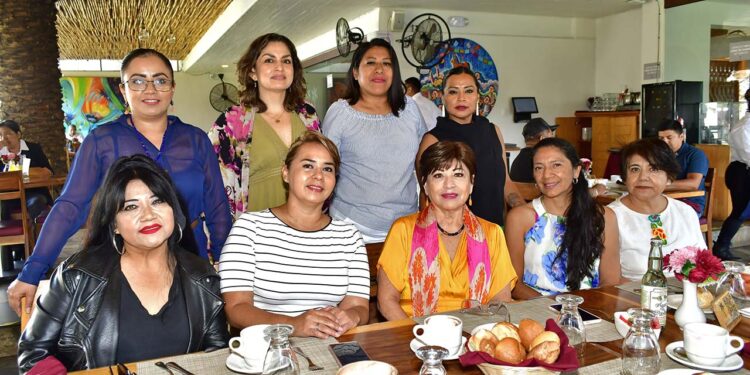 Foto: Rubén Morales // Los invitados se dieron cita en un restaurante del norte de esta bella ciudad, donde disfrutaron de un rico desayuno.