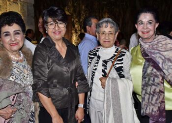 Fotos: Rubén Morales // María Elena Tenorio de Marrufo, Lucía Tenorio y Gloria Villarreal y Alicia Aguilar Castro.