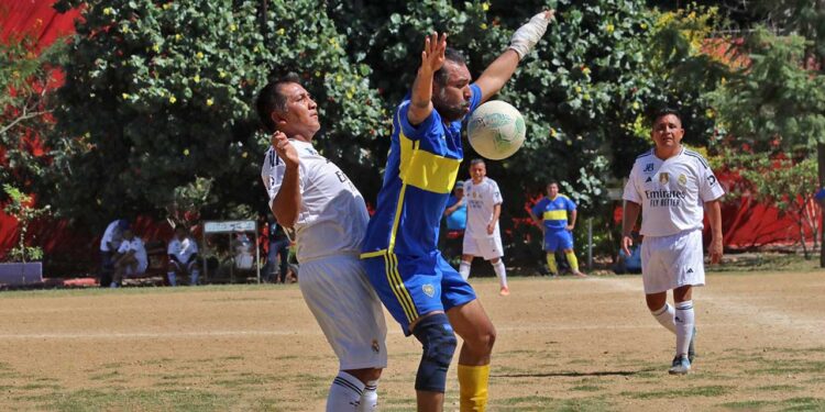 Foto: Leobardo García Reyes // Acciones del futbol de veteranos del fin de semana.