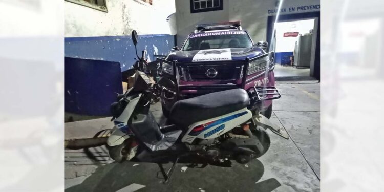 El vehículo fue asegurado para quedar a disposición de la FGEO.