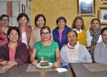 Fotos: Rubén Morales // En esta celebración no pudo faltar el rico pastel de cumpleaños.