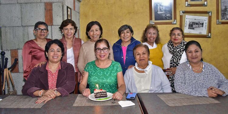 Fotos: Rubén Morales // En esta celebración no pudo faltar el rico pastel de cumpleaños.