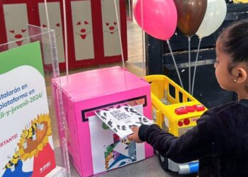 Foto: INE Oaxaca // Hasta el 30 de noviembre recorrerán las escuelas del estado para recabar la participación de niñas, niños y adolescentes.