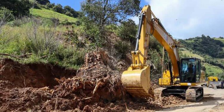 Ahora limpian tramos de Huautla a Jalapa de Díaz.