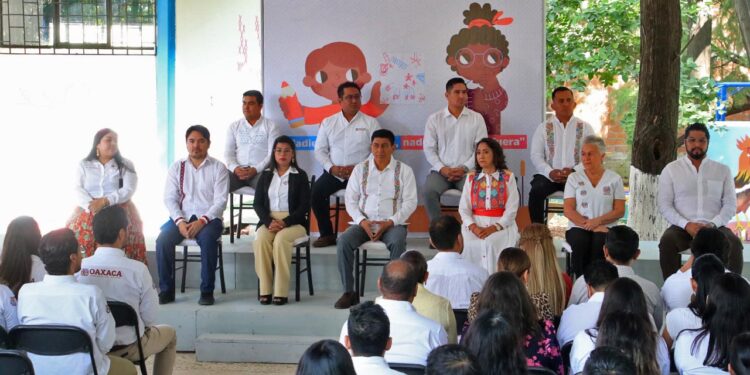 Foto: Adrián Gaytán // Apertura del Centro comunitario DIF Pilares.