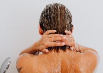 ¿Con qué frecuencia debemos bañarnos?