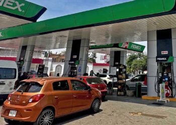 Foto: Luis Alberto Cruz // Conflictos internacionales como la guerra entre Rusia y Ucrania, presionan los precios de los combustibles; la Magna ya rebasó los 25 pesos en la capital.