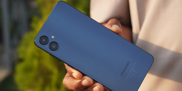 ¿Estás en busca de un buen celular? Te presentamos tres atractivos modelos Galaxy
