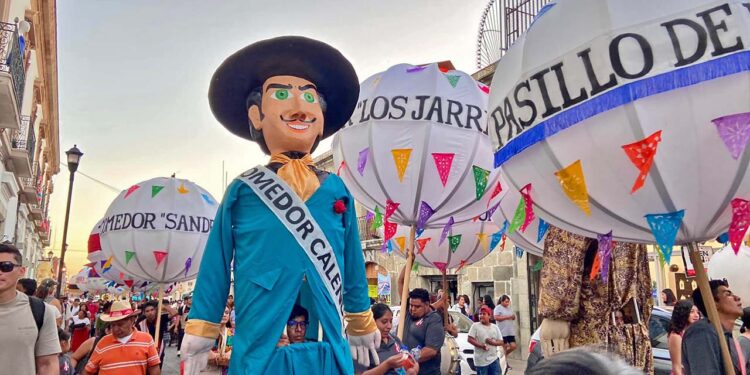 Fotos: Álvaro Cuitláhuac – Adrián Gaytán // Con una calenda los festejos iniciaron hace algunos días.