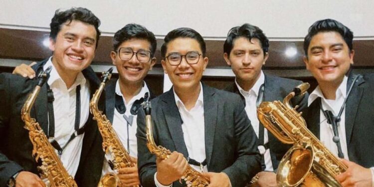 Foto: cortesía // Diego Aguilar De León obtuvo el tercer lugar en un concurso nacional de saxofón.
