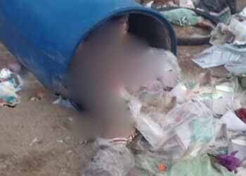 ¡Aterrador! ¡Hallan cadáver de mujer entambado en Pinotepa!