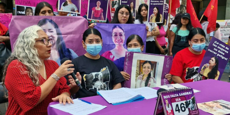 Foto: Adrián Gaytán // Exigen la aparición con vida de la activista mixe, Sandra Estéfana.