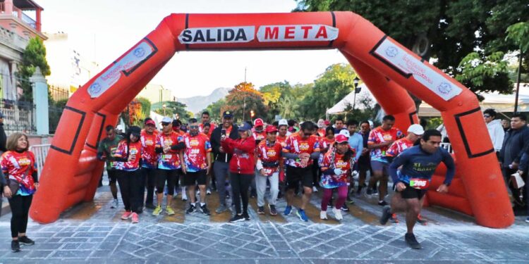 Fotos: Leobardo García Reyes // Fueron más de 500 los atletas participantes.