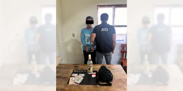 El originario de Huitzo fue detenido en flagrancia y trasladado a la comandancia de Etla.