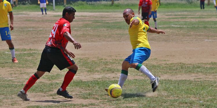 Foto: Leobardo García Reyes // Este fin de semana regresan las acciones del futbol de veteranos