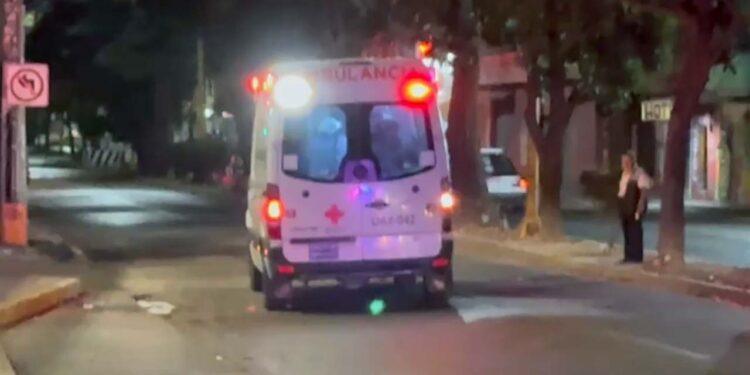 Fue trasladado a una clínica por persona de la Cruz Roja.