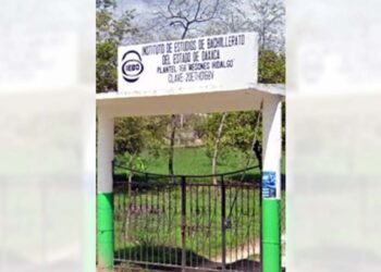 Fue encontrado sin vida detrás del edificio del Instituto de Estudios de Bachillerato.
