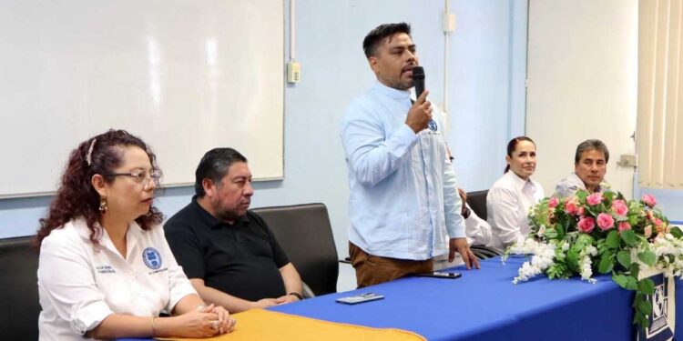 Uso responsable de la IA, recomienda especialista de la UABJO